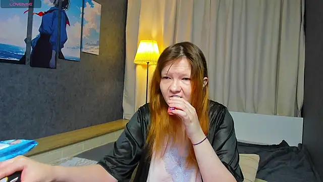 Nora lovvvv online show from 11.20.25