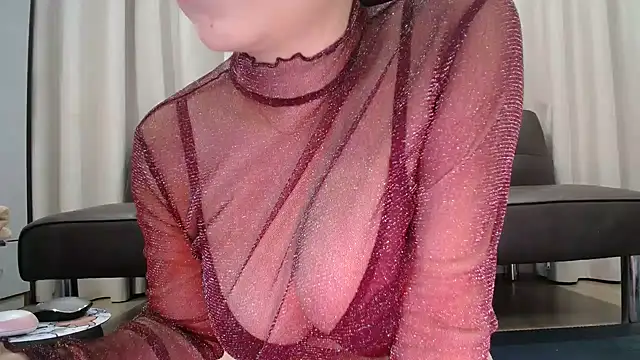 Liz Hu online show from 12.03.24