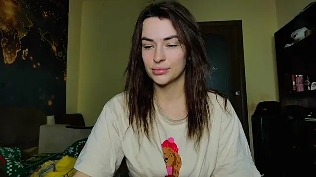 Snapshot of MandiBrooks chatting on 02.05.26 MandiBrooks online show from 02.05.26