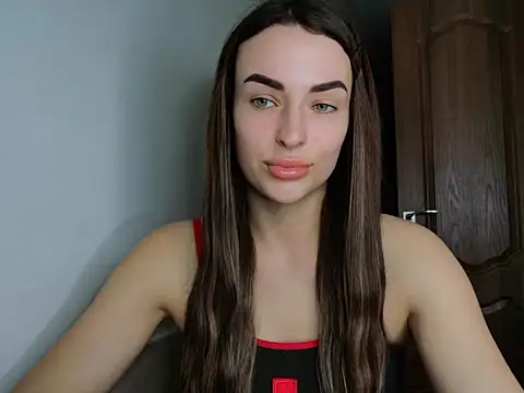 Snapshot of MandiBrooks chatting on 03.19.26 MandiBrooks online show from 03.19.26