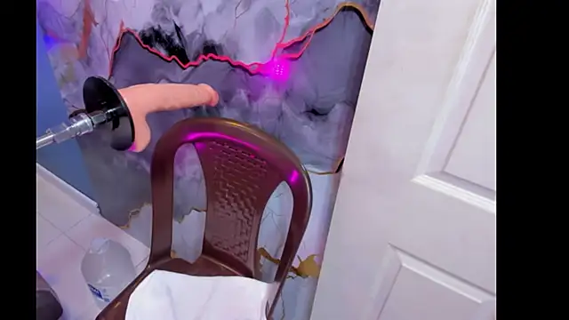 Snapshot of mey_velvet chatting on 09.23.25 mey velvet online show from 09.23.25