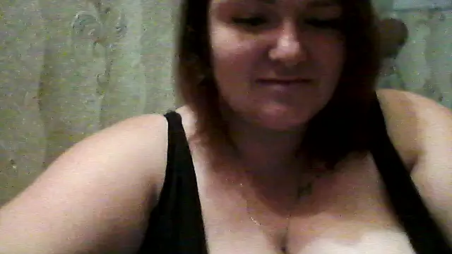 Snapshot of AngelQSky chatting on 09.09.25 AngelQSky online show from 09.09.25