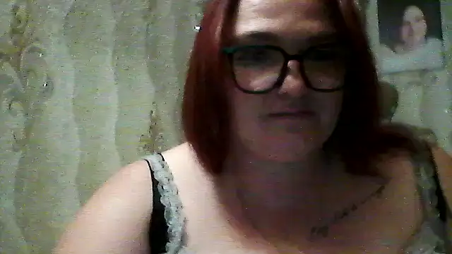 Snapshot of AngelQSky chatting on 09.16.25 AngelQSky online show from 09.16.25