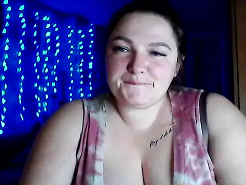 Snapshot of AngelQSky chatting on 02.09.26 AngelQSky online show from 02.09.26