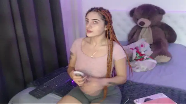 kylie444  online show from 12.18.25