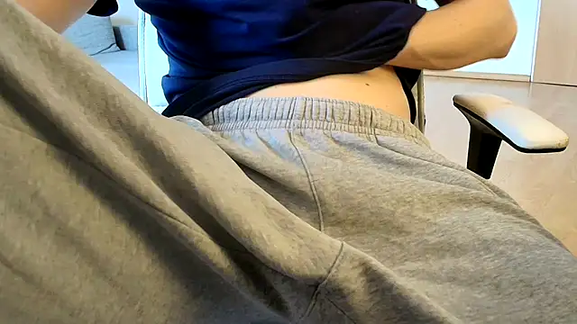 Breezydicksn online show from 05.06.26