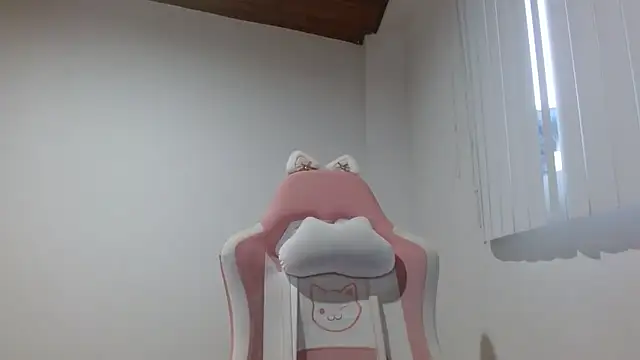 Crystal Star  online show from 09.13.25