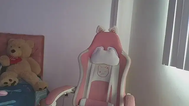 Crystal Star  online show from 10.27.25