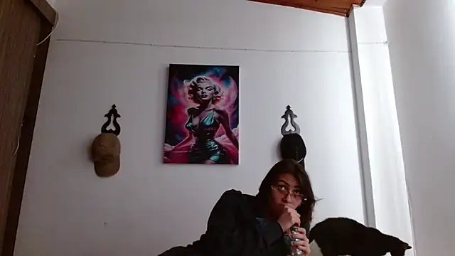 Crystal Star  online show from 04.28.26