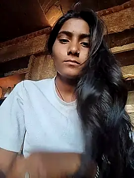 Snapshot of Mohni_singh chatting on 12.18.25 Mohni singh online show from 12.18.25