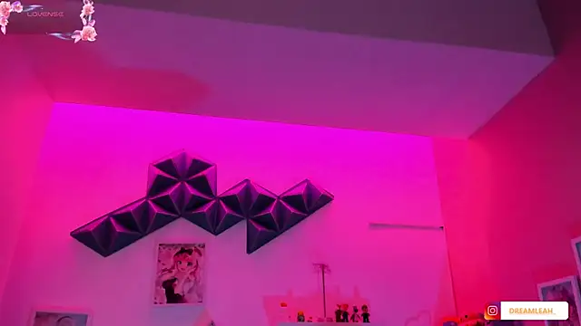 dreamleah  online show from 07.25.26