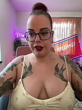 Miss Lucifer6 online show from 06.28.26