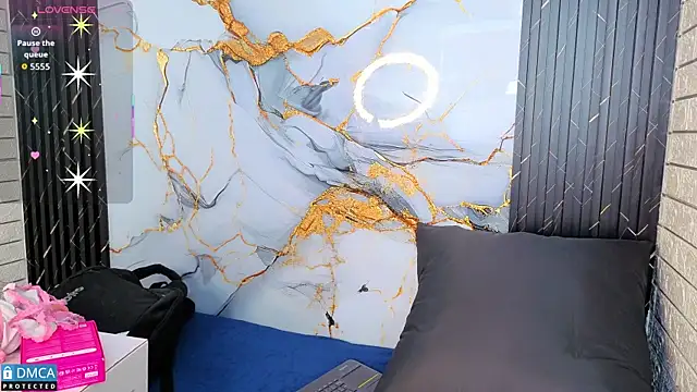 nena cupcake  online show from 12.22.25