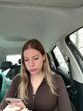 Chloemillerrxx online show from 11.28.25