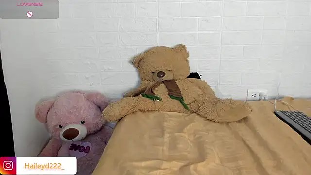 HaileyDuke online show from 06.25.26