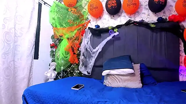 luciana valentina online show from 10.21.25