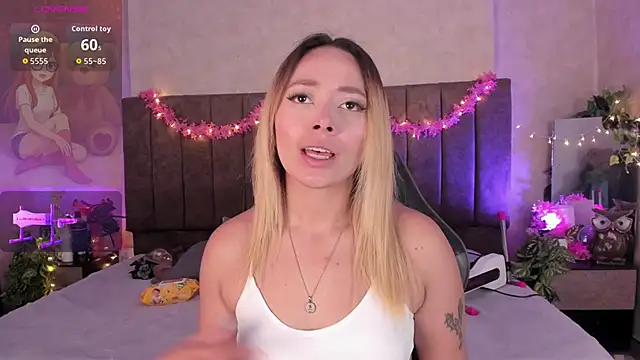 LanaMills  online show from 05.05.26