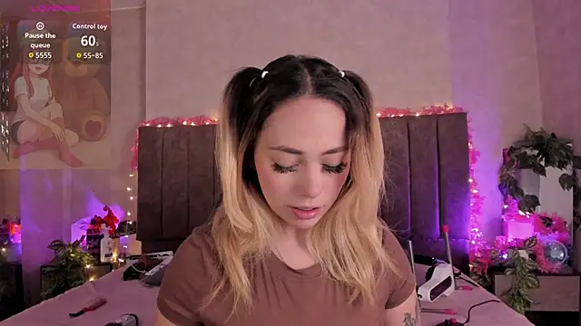 LanaMills  online show from 06.20.26