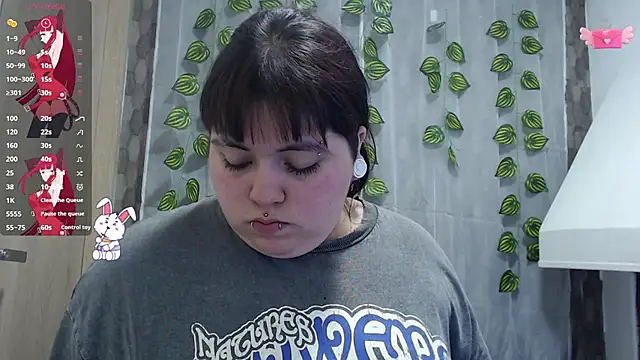 Snapshot of anishasanchezcm101 chatting on 12.16.25 anishasanchezcm101 online show from 12.16.25