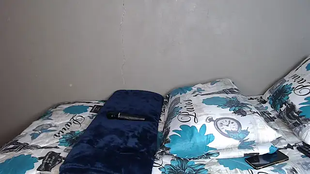 Lunalee online show from 12.17.25