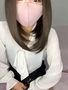 reina 00121 online show from 10.17.25