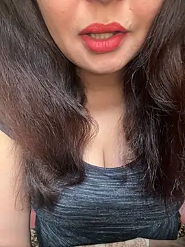 Bhabi Ki Antarvasna online show from 10.05.25