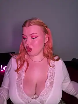  Adele Moor  online show from 10.14.25