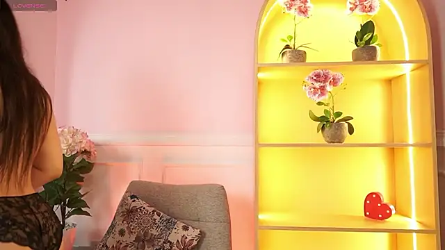 Snapshot of MilaCrave chatting on 03.06.26 MilaCrave online show from 03.06.26