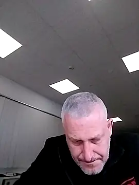 Hisnimin online show from 04.27.26