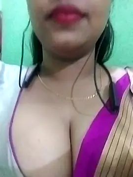 Dimplegirl online show from 09.18.25