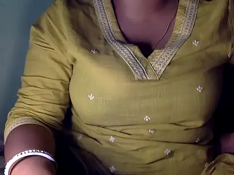 Dimplegirl online show from 10.26.25