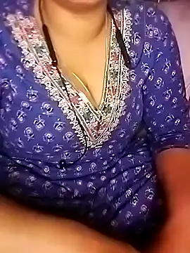 Dimplegirl online show from 10.28.25