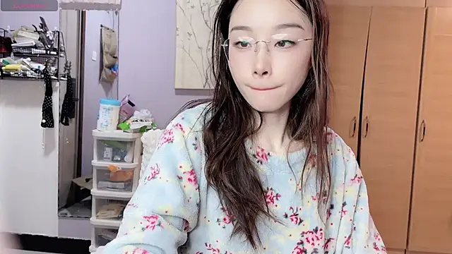 Y2Luvk online show from 11.15.25