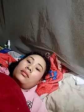 Snapshot of Ruaiuoi chatting on 03.17.26 Ruaiuoi online show from 03.17.26