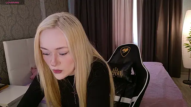 HeyMonkey  online show from 02.11.26