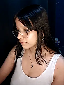 Snapshot of Iwarii chatting on 02.01.26 Iwarii online show from 02.01.26