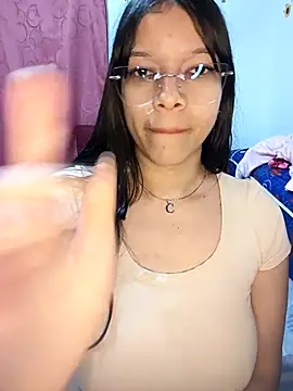 Snapshot of Iwarii chatting on 02.03.26 Iwarii online show from 02.03.26