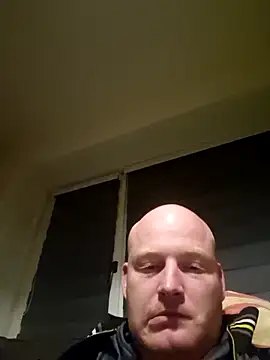 Snapshot of svenni2525 chatting on 12.01.25 svenni2525 online show from 12.01.25