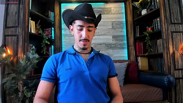 Snapshot of Donovan_Desmond chatting on 06.18.26 Donovan Desmond online show from 06.18.26