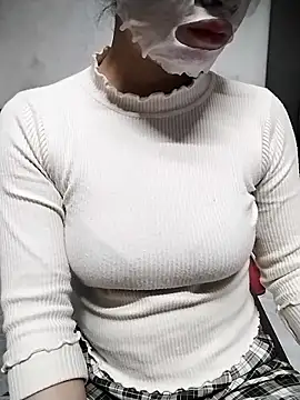 Mie rose online show from 11.22.25