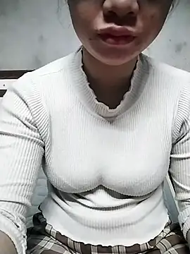 Mie rose online show from 11.29.25