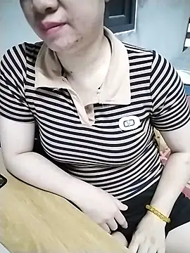 Mie rose online show from 03.18.26