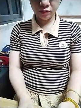 Mie rose online show from 04.25.26