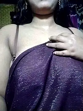 Snapshot of Hot-Hot chatting on 01.15.26 Hot-Hot online show from 01.15.26