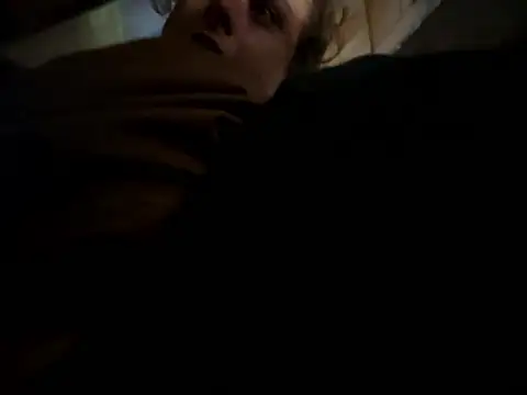 Snapshot of Tlynn chatting on 09.10.25 Tlynn online show from 09.10.25