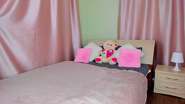 mishapallmer online show from 05.03.26