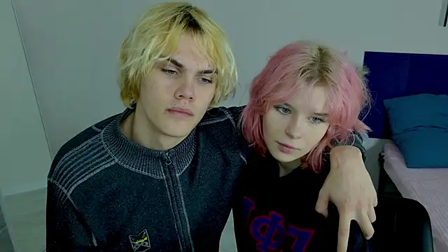 Bonnie And C1yde online show from 11.02.25