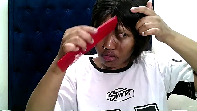 Snapshot of BUNNYCHOWX28 chatting on 12.13.25 BUNNYCHOWX28 online show from 12.13.25