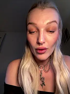 Snapshot of lovecassyrose chatting on 01.15.26 lovecassyrose online show from 01.15.26