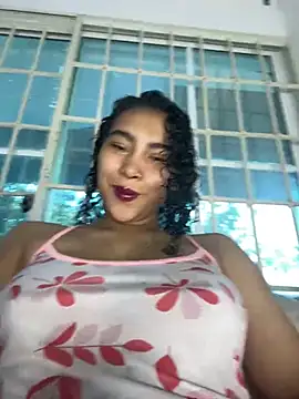 Snapshot of SophieD chatting on 02.17.26 SophieD online show from 02.17.26